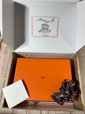 HERMES empty Shoe box with shipping box and ribbon